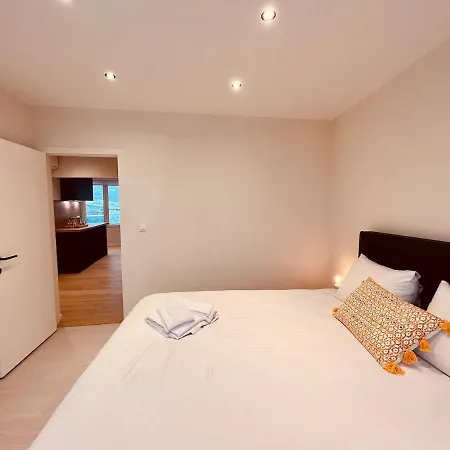 Cosy Of John Cockerill 2 *